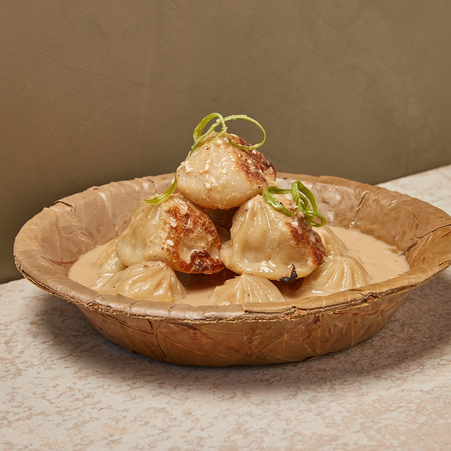 JHOL MOMO.