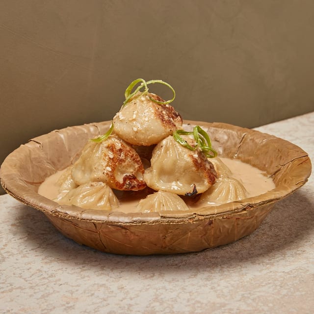 JHOL MOMO.