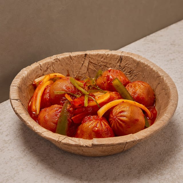 SWEET CHILLI MOMO.