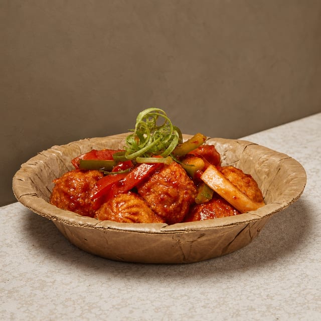 SCHEZWAN MOMO.