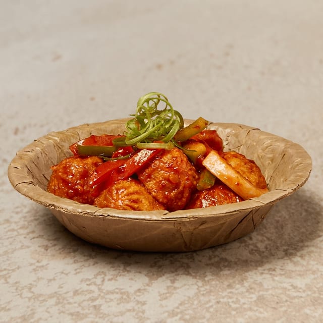 SCHEZWAN MOMO.